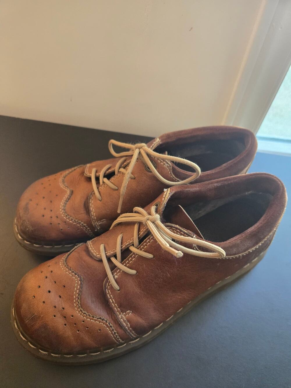 DR MARTENS Shoes Womens Size US 10 Brown Oxford 4-Eye Wingtip Platform.